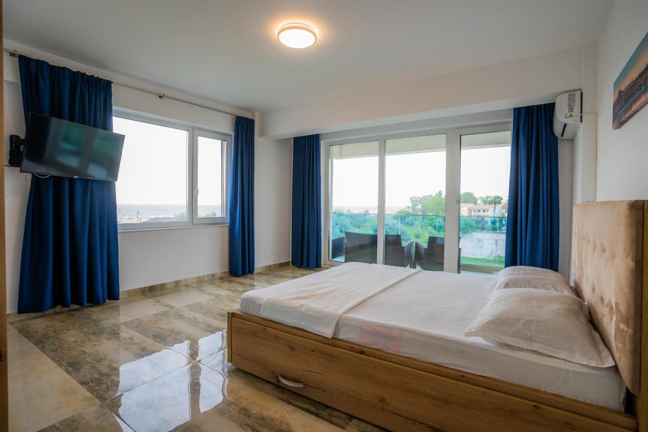 Home For Four Năvodari Екстериор снимка